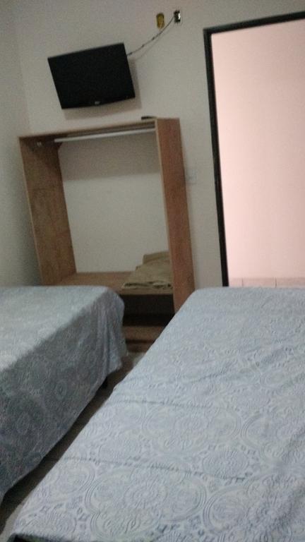 Dormitorio Canarinho Goiania Ngoại thất bức ảnh